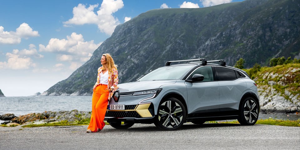 Renault Megane elektrisk bil i naturskjønne Nord-Norge.